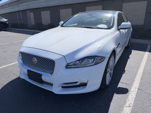 Used 2016 Jaguar XJ L Supercharged image 2