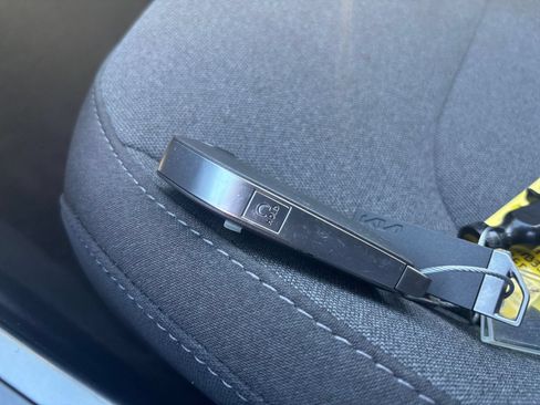 Used 2025 Kia K4 FWD image 24