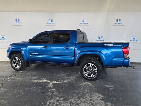 Used 2016 Toyota Tacoma SR5 image 4