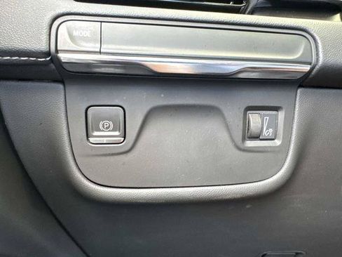 Used 2023 Cadillac Escalade ESV Luxury RWD image 21