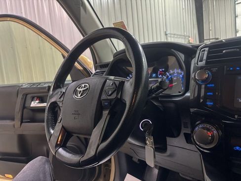 Used 2016 Toyota 4Runner TRD Pro image 19