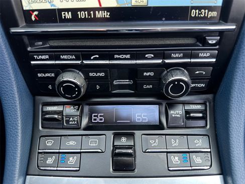 Used 2014 Porsche Boxster image 23