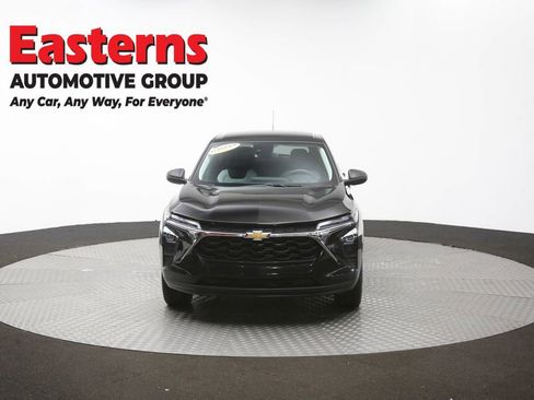Used 2024 Chevrolet Trax LS FWD image 51