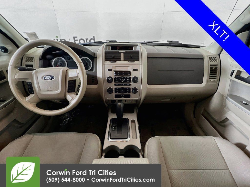 Used 2010 Ford Escape XLT AWD/4WD image 7