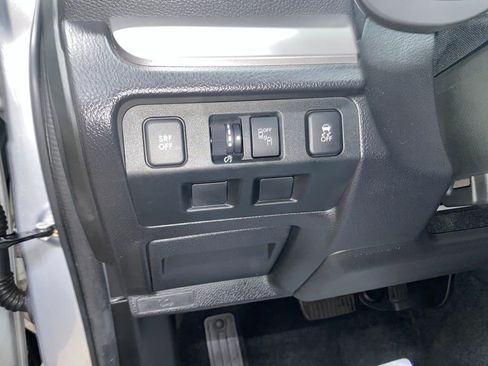 Used 2018 Subaru Forester 2.5i Premium image 16