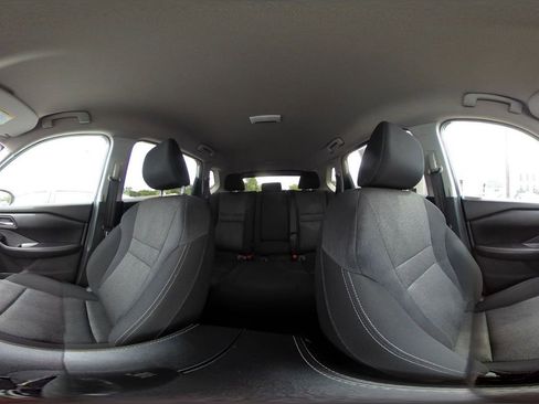 Used 2025 Nissan Rogue SV image 44