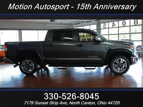 Used 2018 Toyota Tundra SR5 w/ TRD Off Road Package AWD/4WD image 12