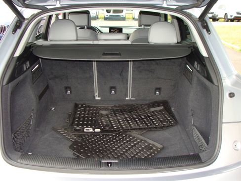 Used 2019 Audi Q5 2.0T Premium w/ Convenience Package image 40