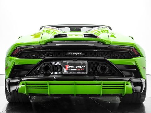 Used 2024 Lamborghini Huracan EVO AWD/4WD image 10