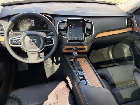 Used 2016 Volvo XC90 T6 Inscription w/ Vision Package AWD/4WD image 14
