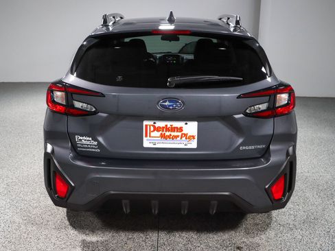 Used 2024 Subaru Crosstrek 2.0i Premium AWD/4WD image 8