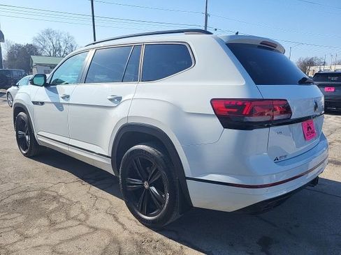 Used 2023 Volkswagen Atlas SEL R-Line image 10