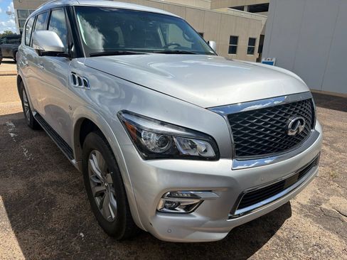 Used 2017 INFINITI QX80 2WD image 2