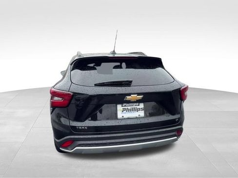 Certified 2024 Chevrolet Trax LT FWD image 5