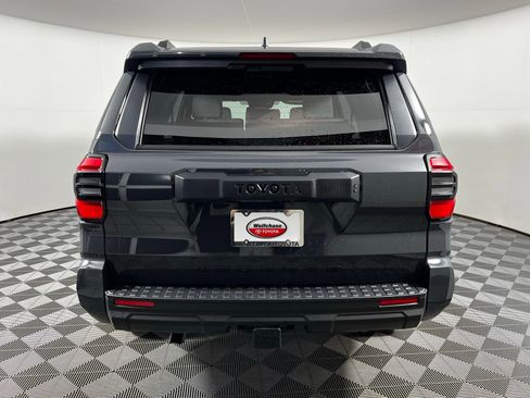 Used 2026 Toyota 4Runner SR5 AWD/4WD image 6