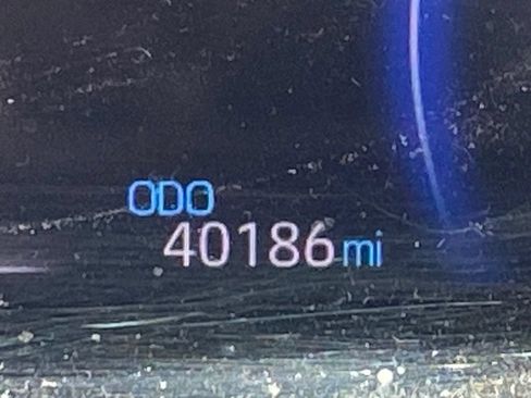 Used 2019 Toyota RAV4 XSE AWD/4WD image 13