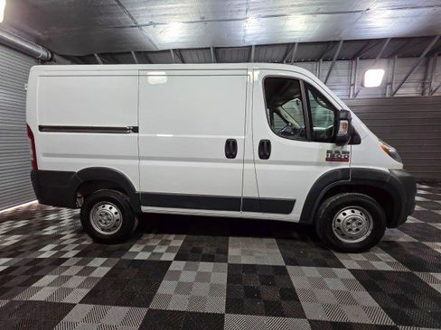 Used 2018 RAM ProMaster 1500 w/ Interior Convenience Group image 9