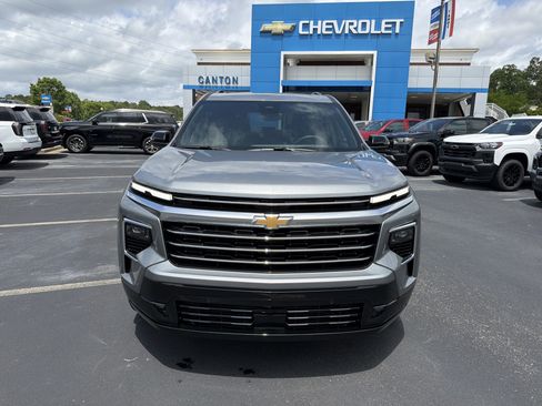 New 2026 Chevrolet Traverse High Country AWD/4WD image 2