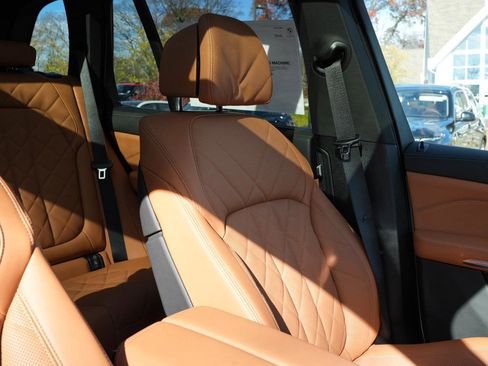 New 2026 BMW X5 M60i w/ Executive Package image 20