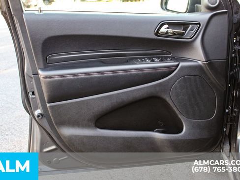 Used 2025 Dodge Durango GT RWD image 40