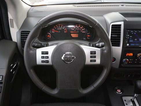 Used 2021 Nissan Frontier SV RWD image 18