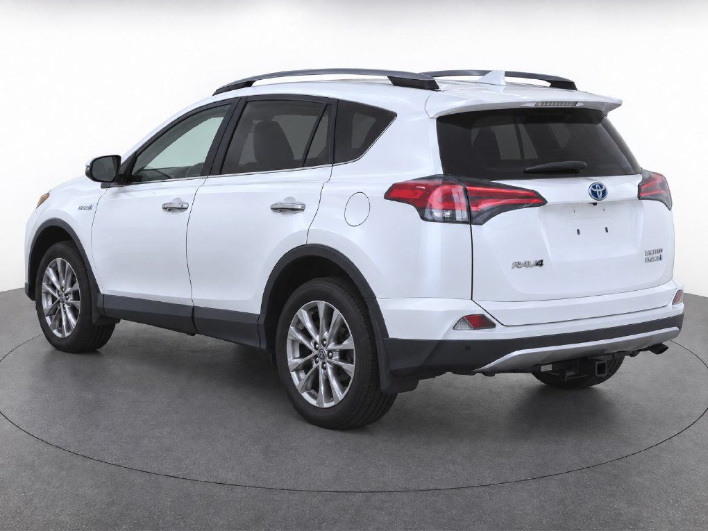 Used 2018 Toyota RAV4 Limited AWD/4WD image 3