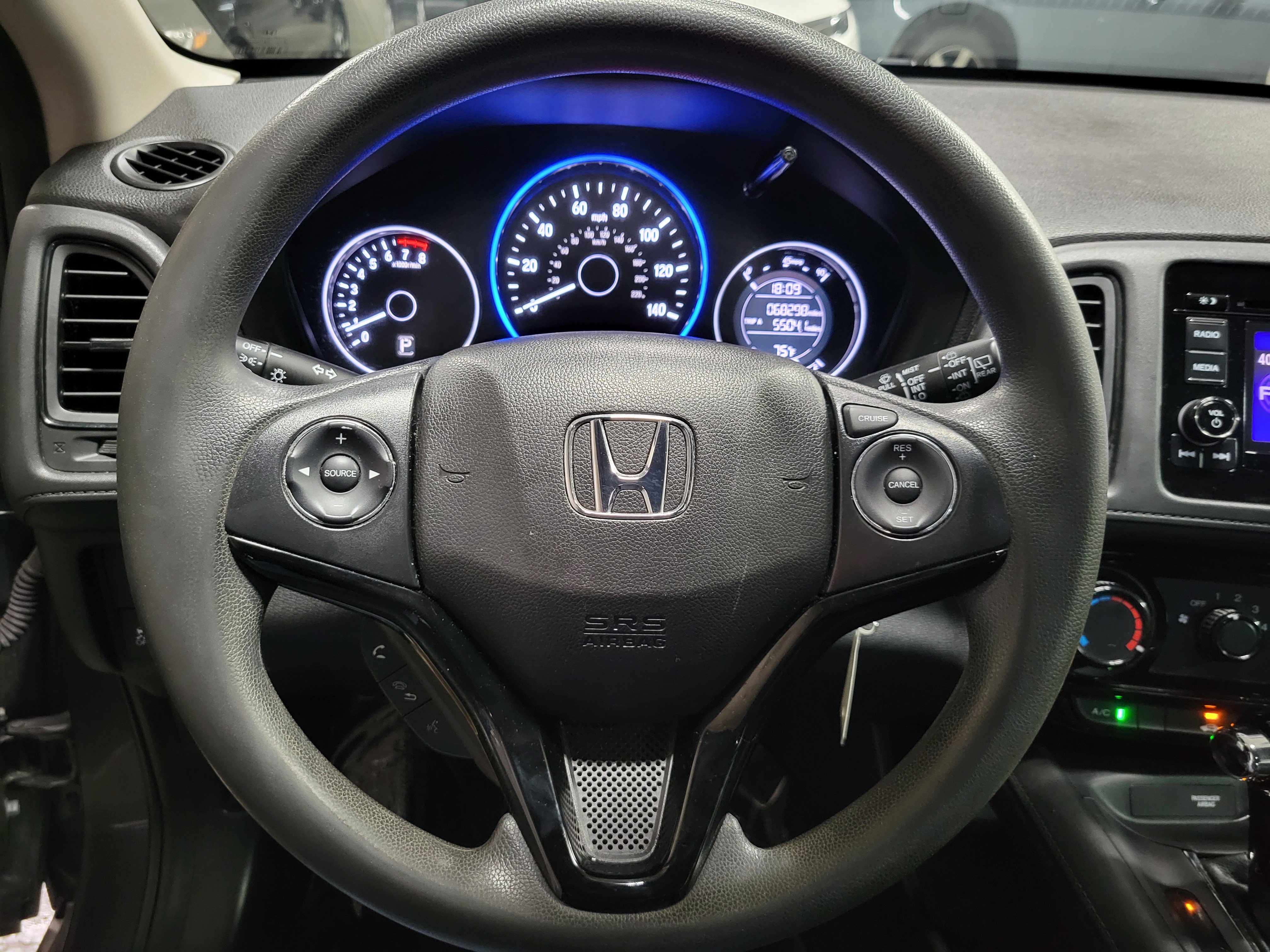 Certified 2021 Honda HR-V LX image 21