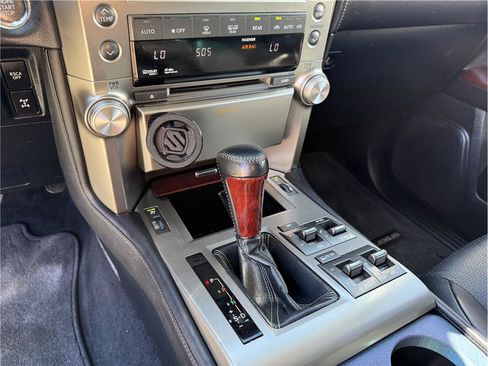 Used 2012 Lexus GX 460 Premium AWD/4WD image 21