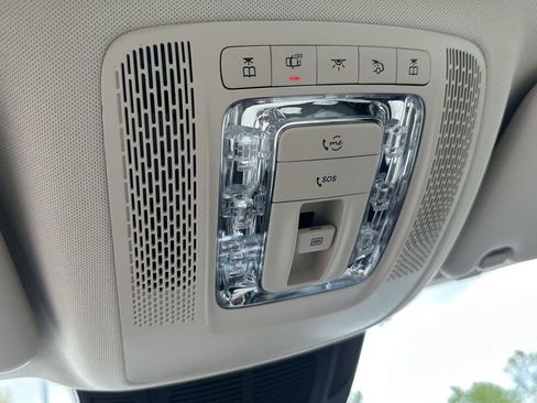 New 2026 Mercedes-Benz GLE 450e 4MATIC image 34