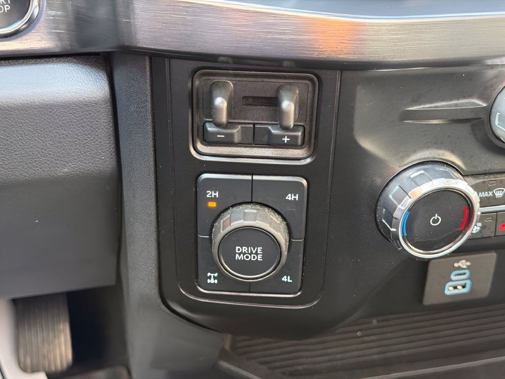 Used 2024 Ford F250 Lariat AWD/4WD image 28