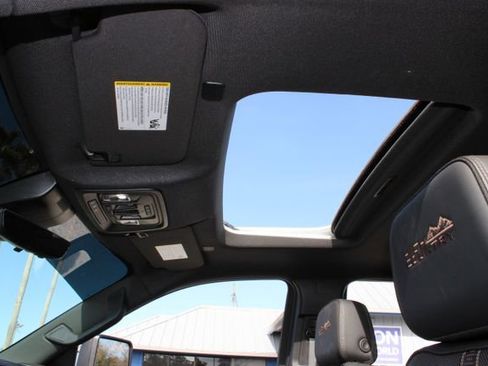 Used 2024 Chevrolet Silverado 3500 High Country w/ High Country Premium Package image 22