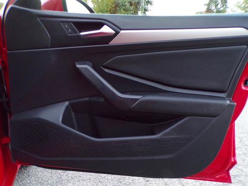 Used 2020 Volkswagen Jetta S w/ Driver Assistance Package image 20