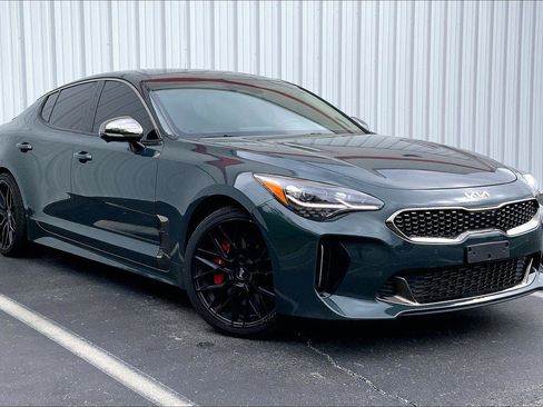 Used 2023 Kia Stinger GT2 AWD/4WD image 2