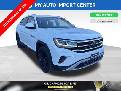 Used 2023 Volkswagen Atlas Cross Sport SE w/ Panoramic Sunroof Package