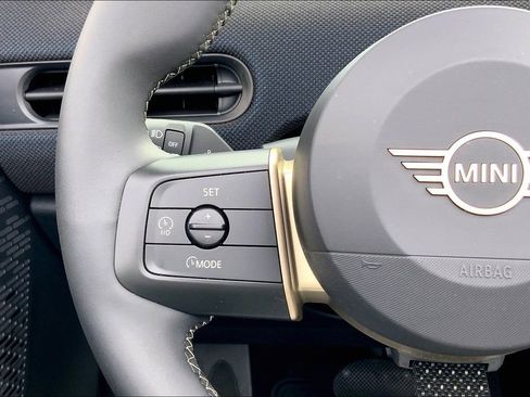 Certified 2025 MINI Cooper S image 20