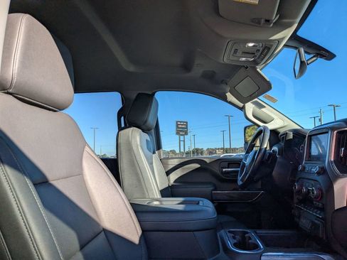 Certified 2022 Chevrolet Silverado 2500 LTZ w/ LTZ Plus Package image 28