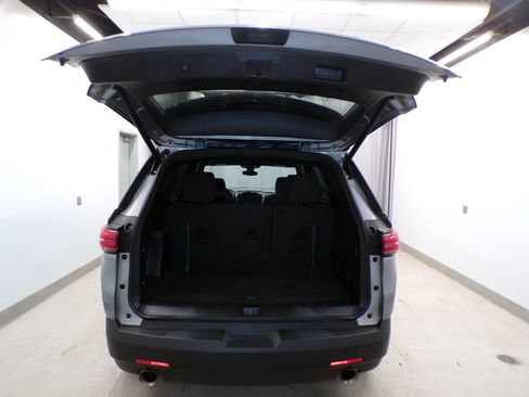 Used 2023 Chevrolet Traverse LT w/ LPO, Floor Liner Package image 8