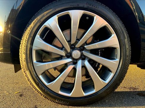 New 2025 Land Rover Range Rover Autobiography image 11