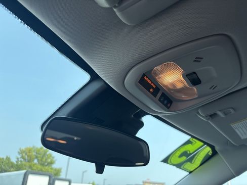 Used 2025 Chevrolet Trax LS image 25