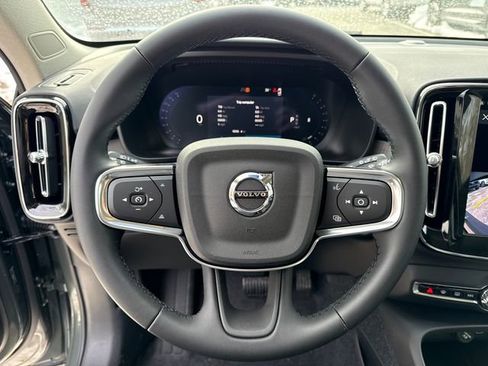 New 2026 Volvo XC40 B5 Core w/ Protection Package Premier AWD/4WD image 12