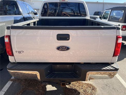 Used 2016 Ford F250 XL w/ Power Equipment Group image 6