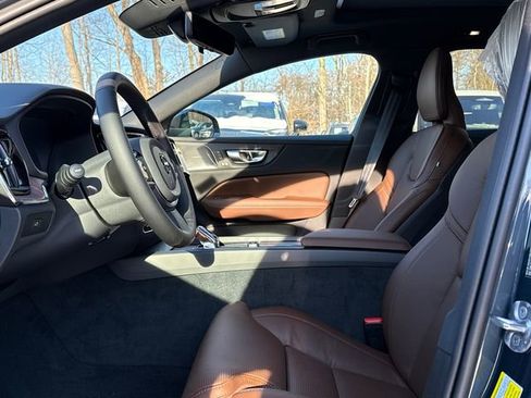 New 2026 Volvo V60 B5 Cross Country Ultra w/ Climate Package image 10