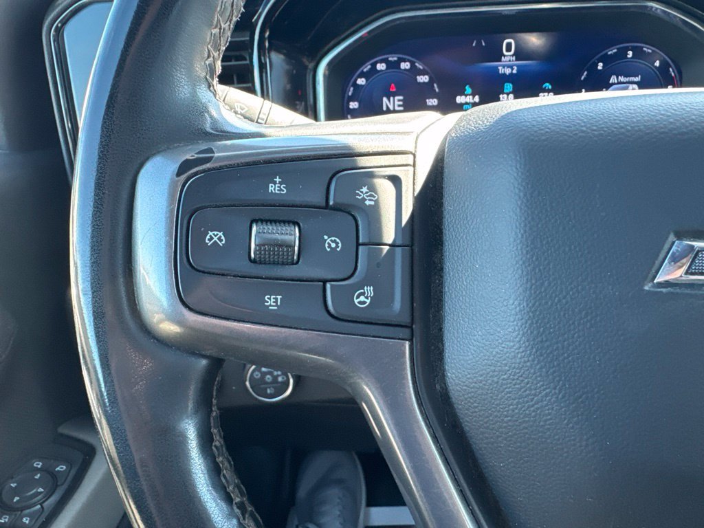Used 2024 Chevrolet Silverado 2500 ZR2 w/ Technology Package AWD/4WD image 22