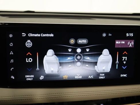 Used 2024 Nissan Ariya FWD image 34