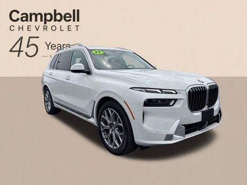 Used 2023 BMW X7 xDrive40i w/ Premium Package AWD/4WD image 8