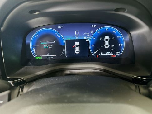 Used 2025 Toyota Camry XSE FWD image 19