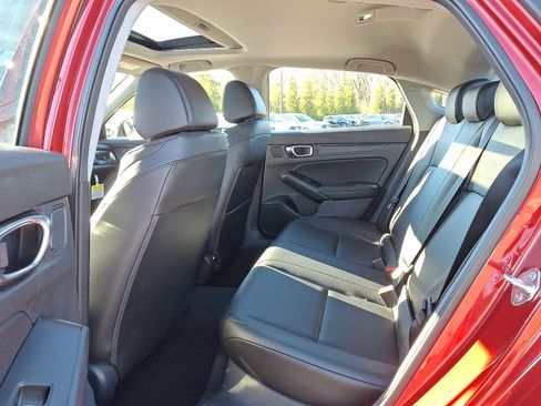 Used 2025 Acura Integra image 10