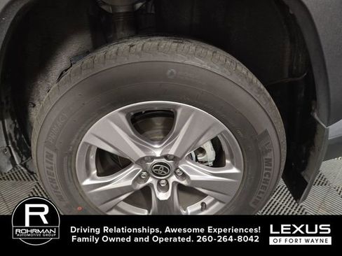 Used 2025 Toyota RAV4 XLE image 10