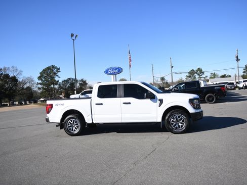 Used 2024 Ford F150 XL image 2