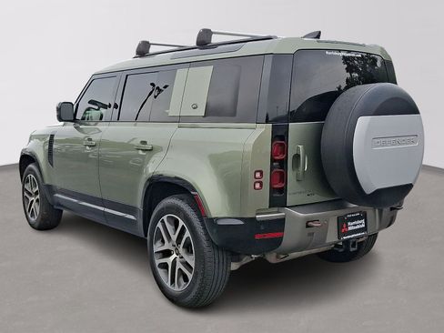 Used 2021 Land Rover Defender 110 X-Dynamic HSE AWD/4WD image 4